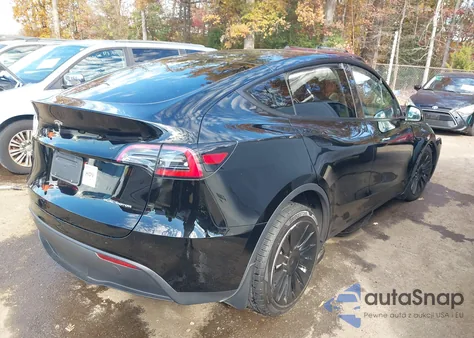 2024 Tesla Model Y Long Range Dual Motor All-Wheel Drive from USA, damaged, VIN 7SAYGDEEXRA218228